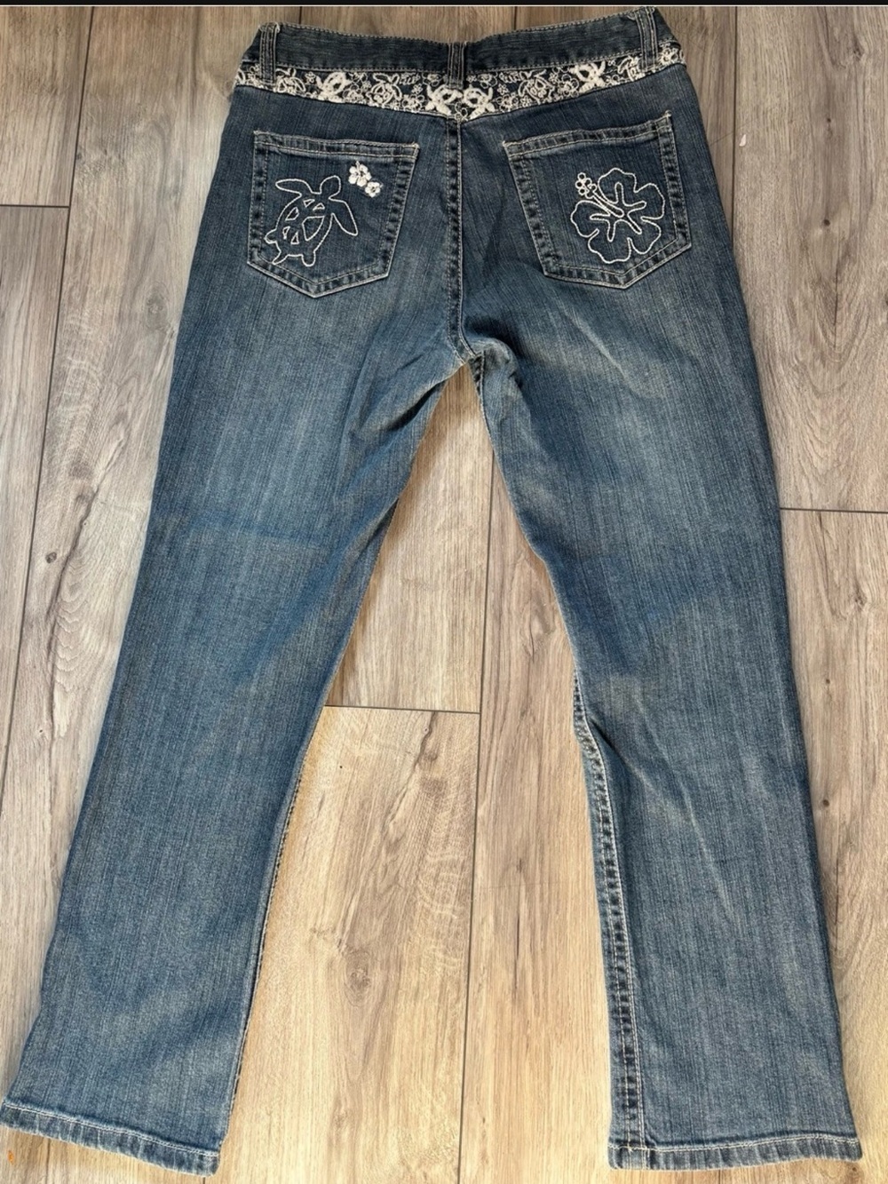 Vintage Y2K Hawaiian Embroidered Jeans Low Rise Made in Japan 26" Waist